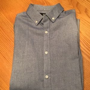 H&M NWOT sz S button down shirt. 100% cotton